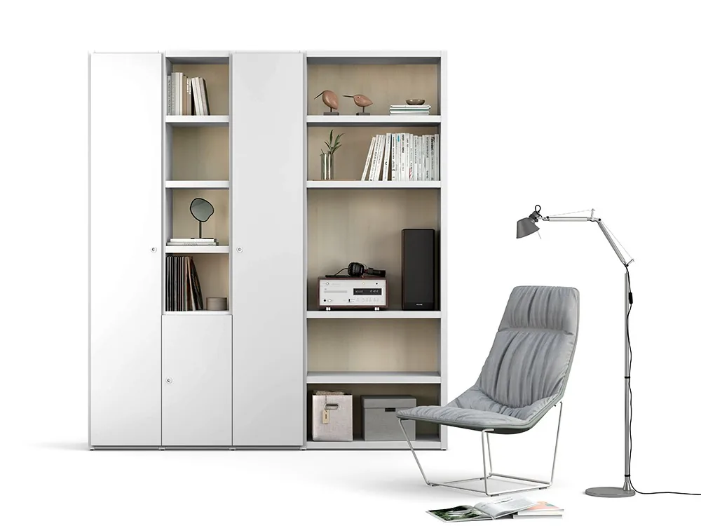 Librería a medida con puertas Atrio 18