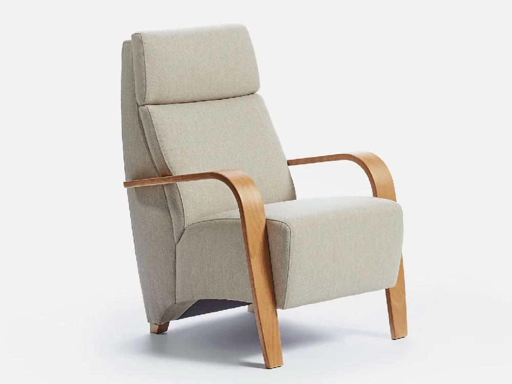 Butaca con patas curvadas Patri